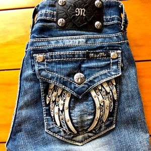 Like new Miss Me Signature Bermuda in sz 25.